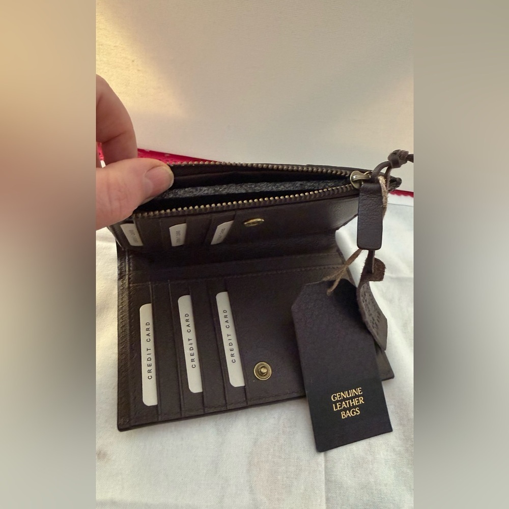 Genuine Leather Brown wallet unisex Bag - Picture 10 of 12